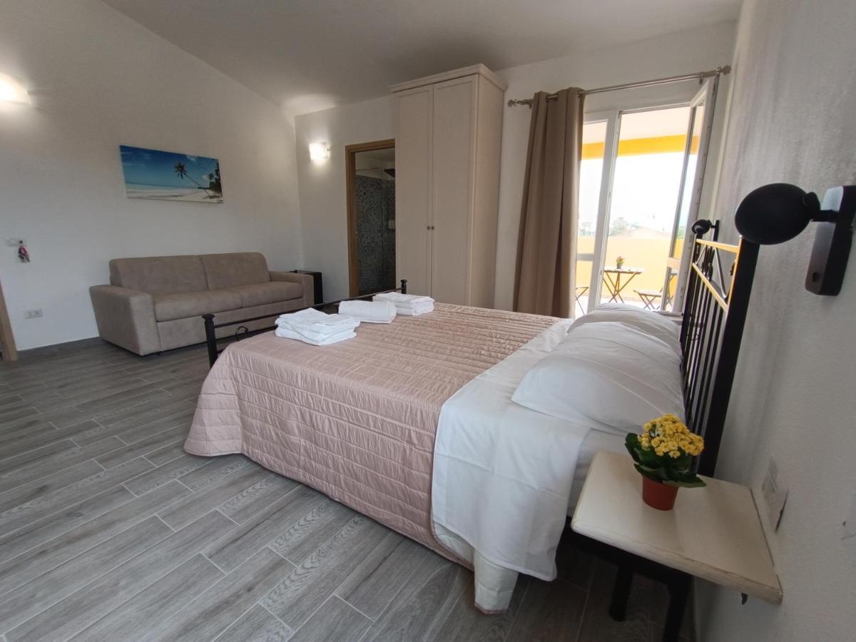 Costa Di Sopra Affittacamere By Hospitality Sardinia Куарту-Сант'Елена Екстер'єр фото